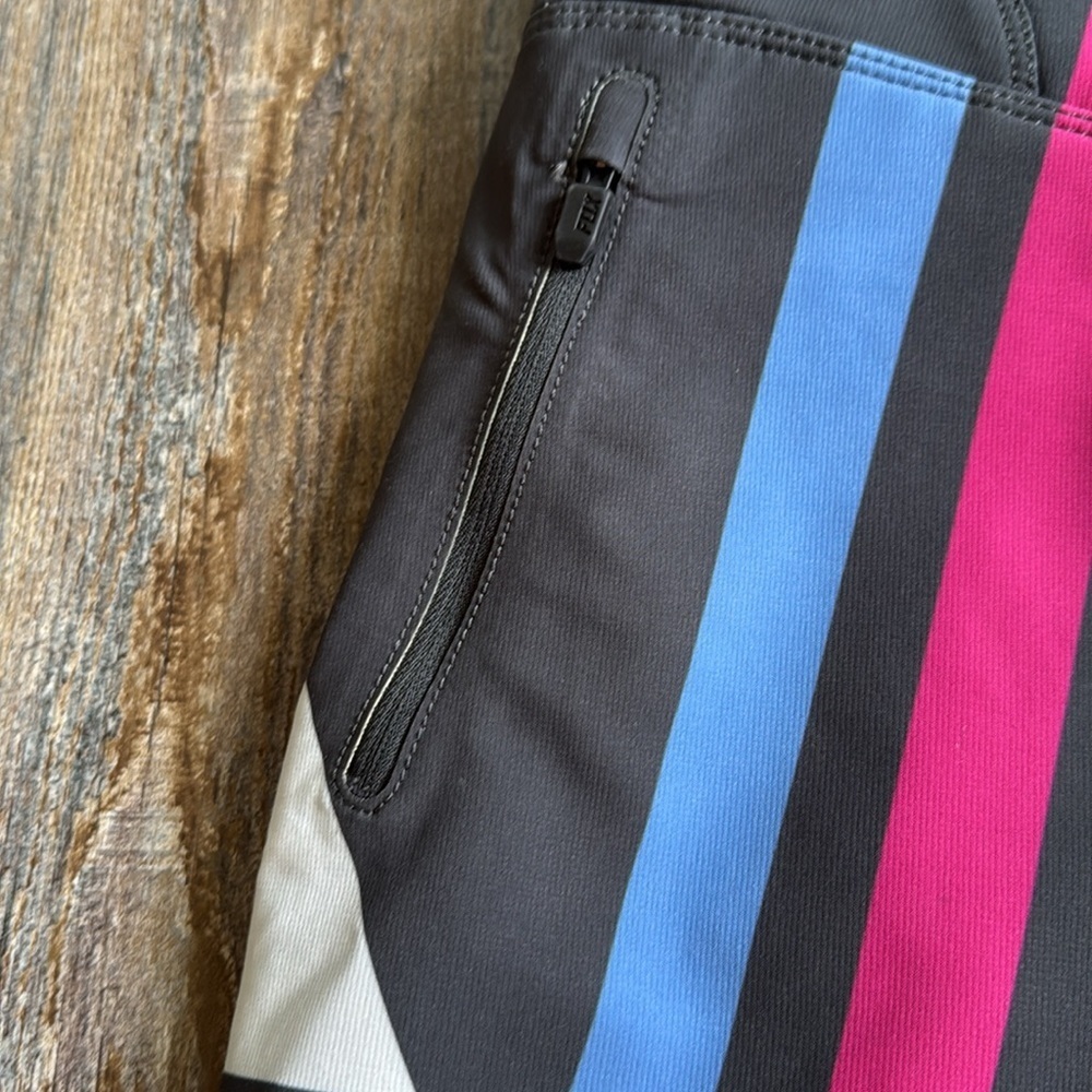 Fox Racing | Flexair Mountain Biking Shorts - Picture 3 of 13